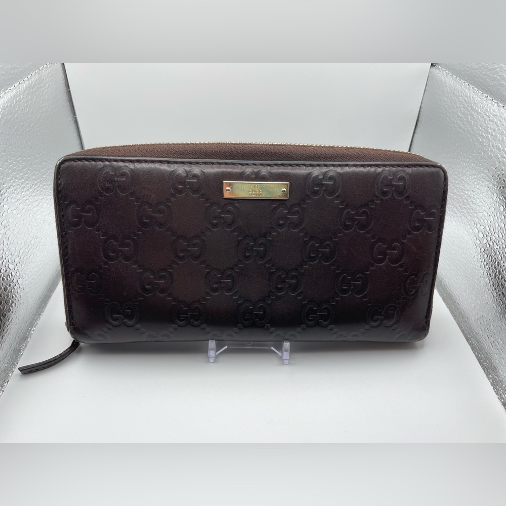 Gucci Brown Leather GG Embossed Zip Around Wallet 100% Authentic